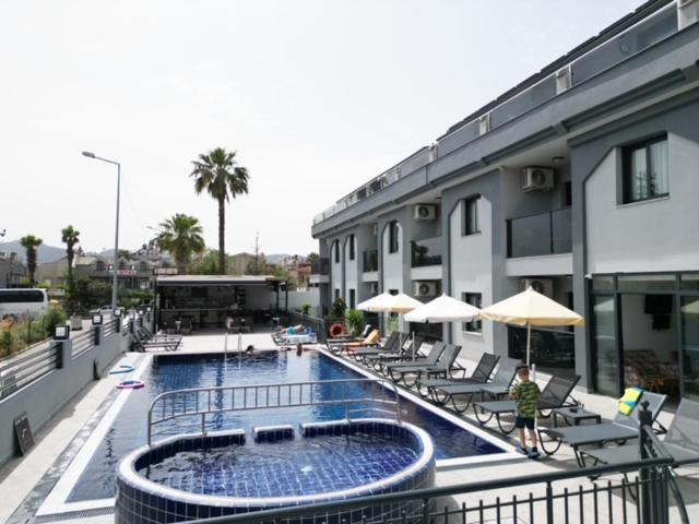 Ozturk Apart Hotel Marmaris Eksteriør billede